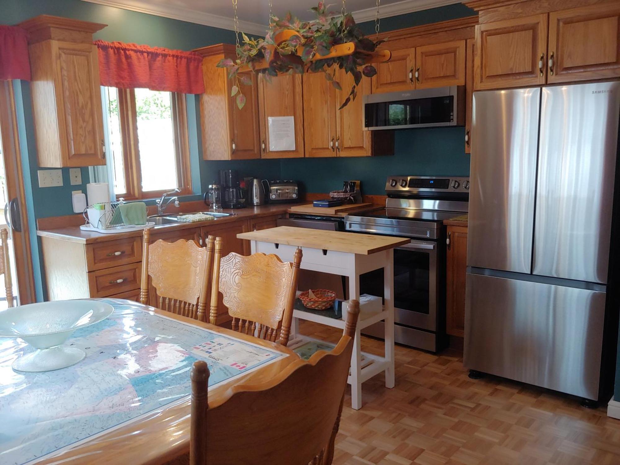 3 Bedrooms 3 Beds Near Metro -2 Parking Free Montréal Eksteriør bilde